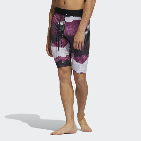 Earth Graphic Fitted Yoga Shorts