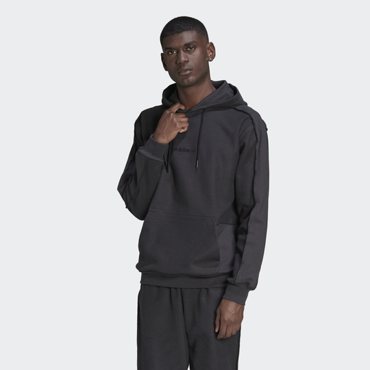WINTEREASE HOODED SWEATSHIRT