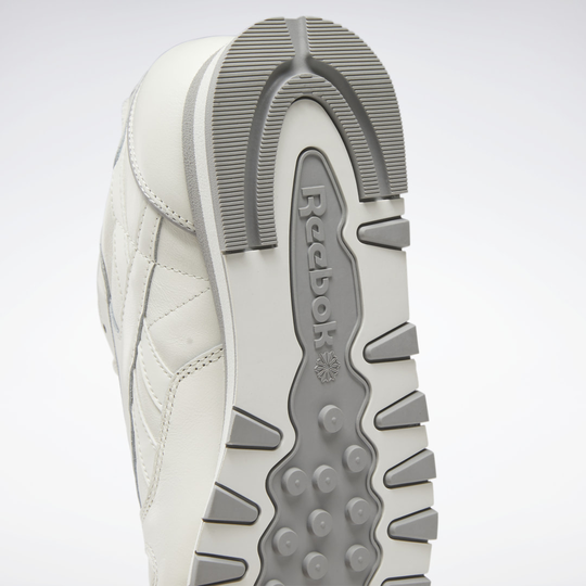 Classic Leather 1983 Vintage Shoes