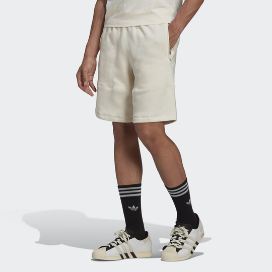 Adicolor Clean Classics 3-Stripes Shorts